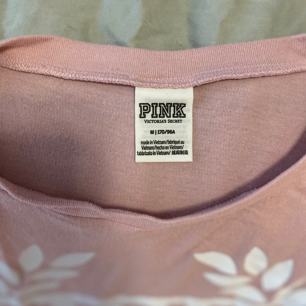 Pink tee - Picture 2 of 2